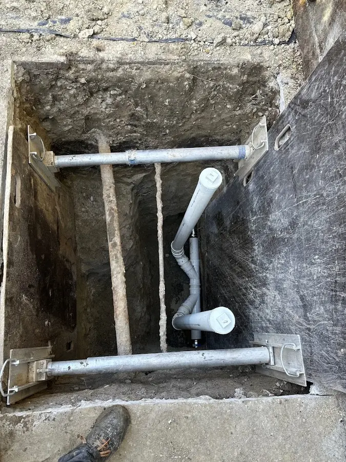 Experienced plumber completing Drain Cleaning work in Princeton
